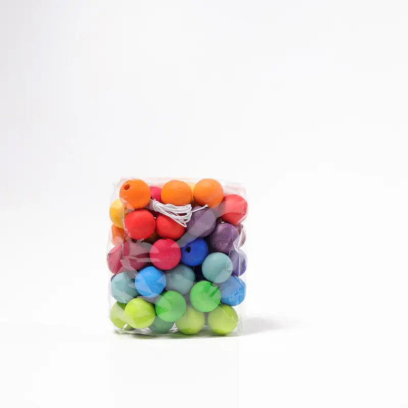 60 wooden beads