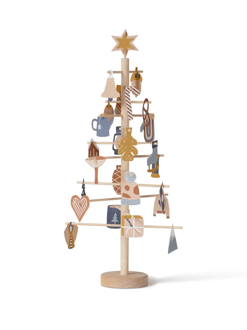Advent Tree – Jurianne Matter