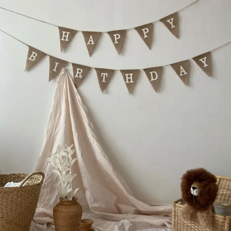 DIY Jute Vaandels