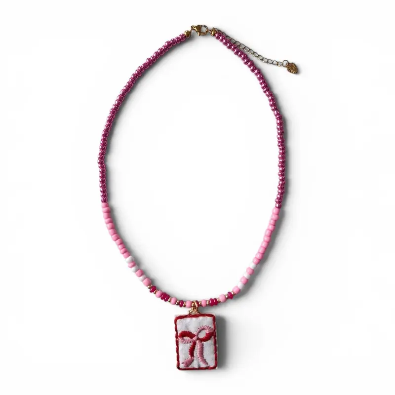 Feestbeest Ketting met bessestrik