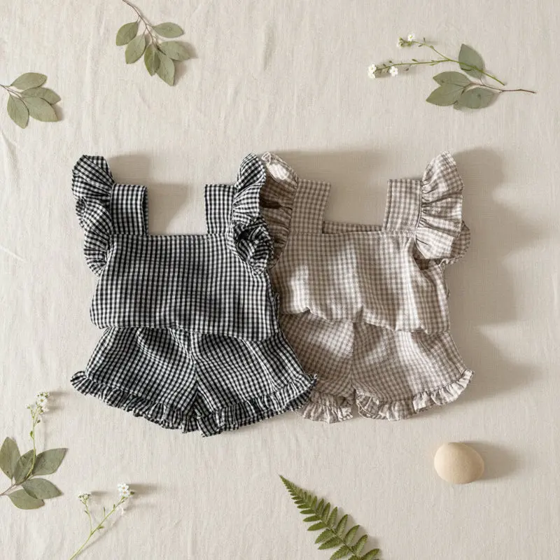 Girls Ruffle Tee – Light & Cute – Children's Clothing Set