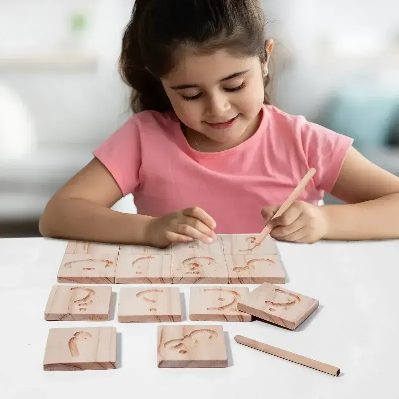 Houten arabische letterblokken