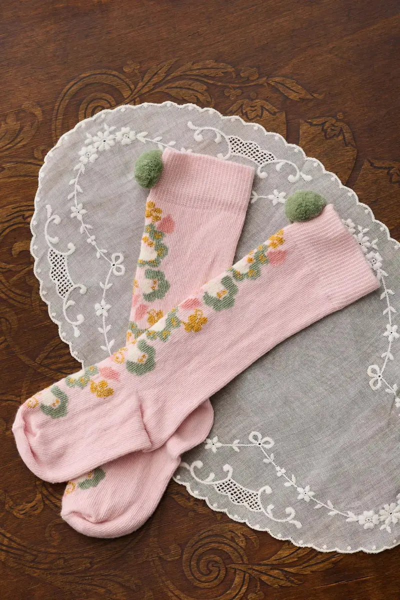Kniekousen Chelie met pompons - Katoenmix - Blush - Louise Misha