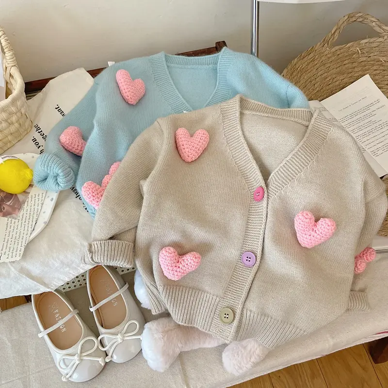 Mini Fashion - Trendy og komfortabel - Jakke med hjerter