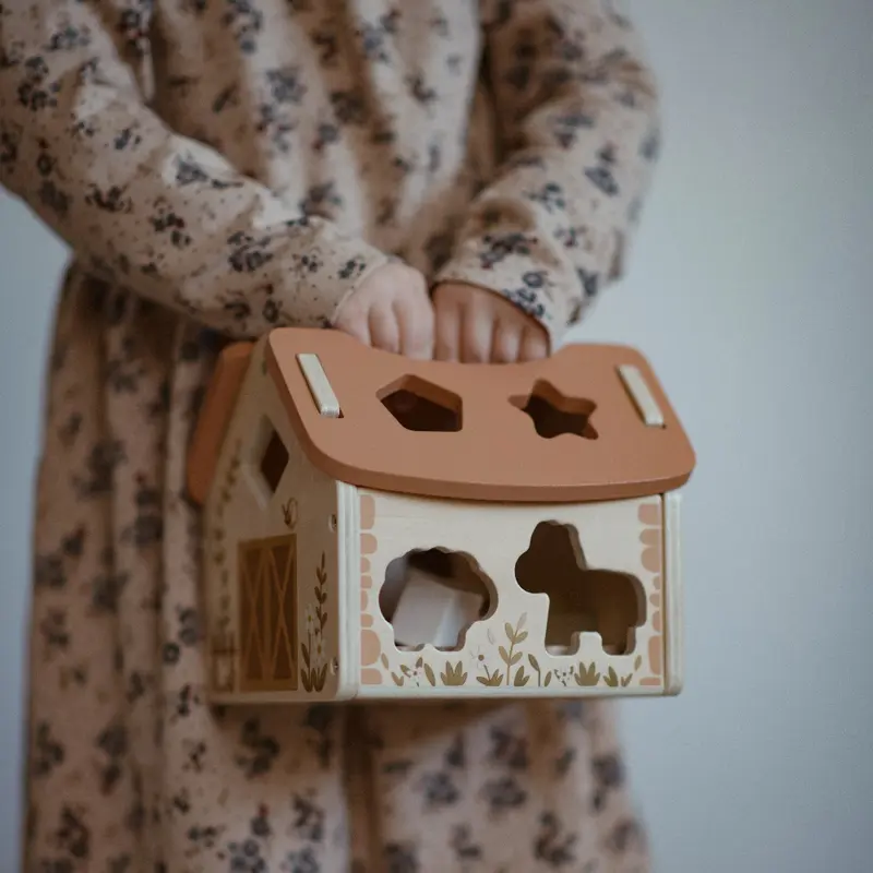 Mrs Ertha houten sorteerspel Tiny Barn 18 mnd+