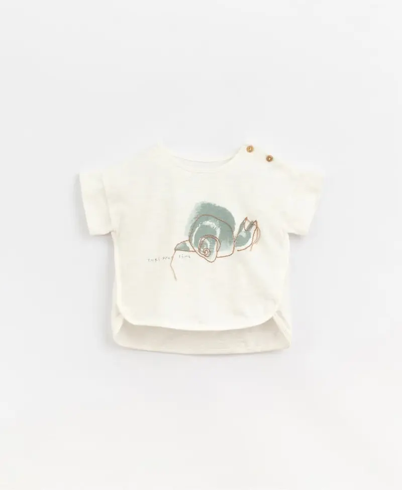 T-shirt with Drawing