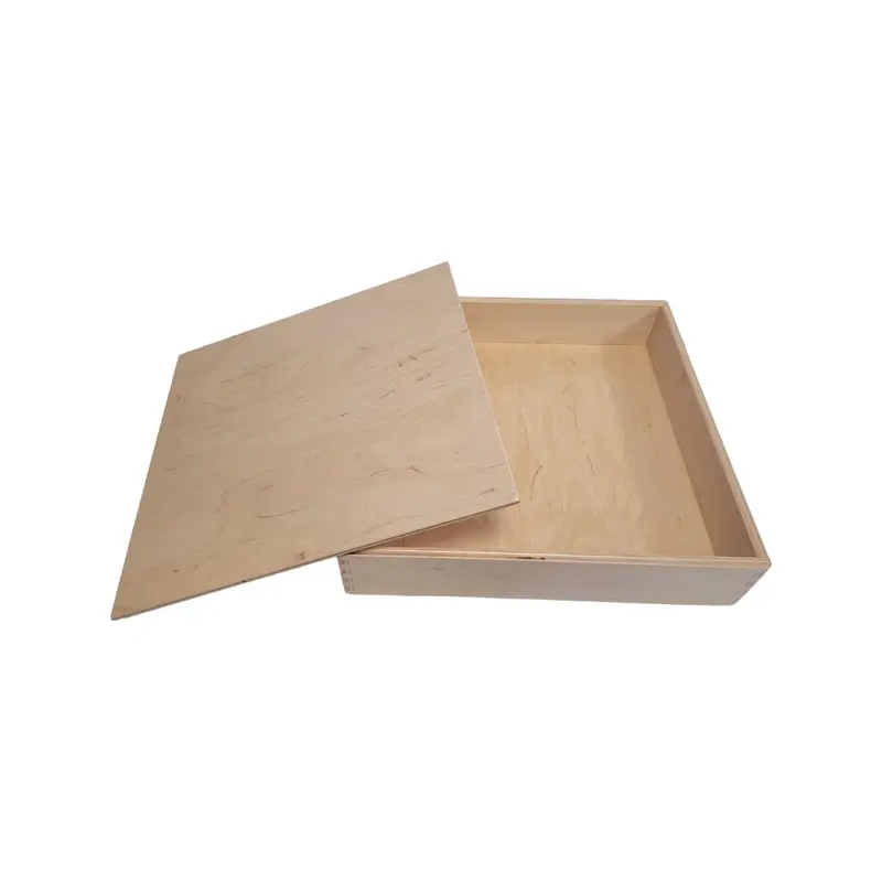 Wooden play tray with lid (25x25x5 cm)